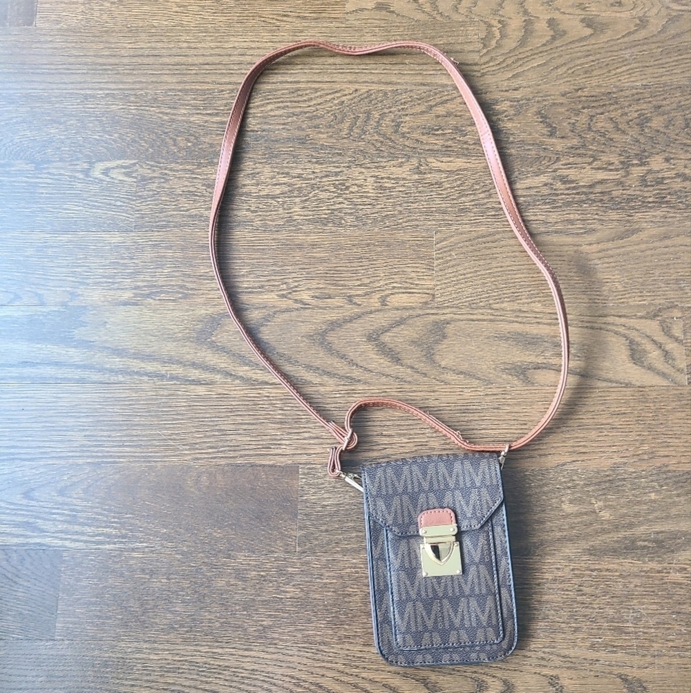 Marco M Kelly Crossbody Brown Monogram Cell Phone Bag With Snap Closure(A)